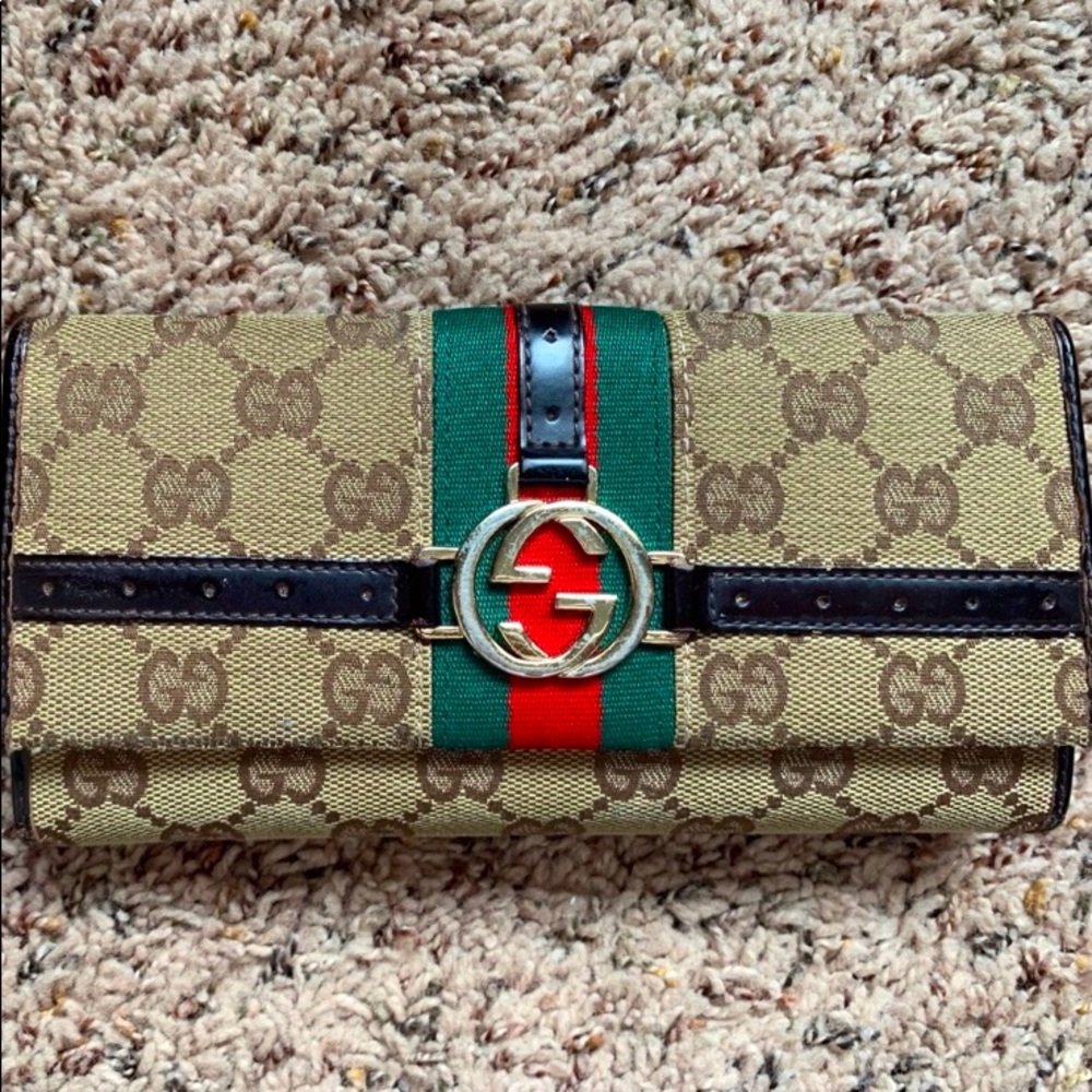 Logo wallet